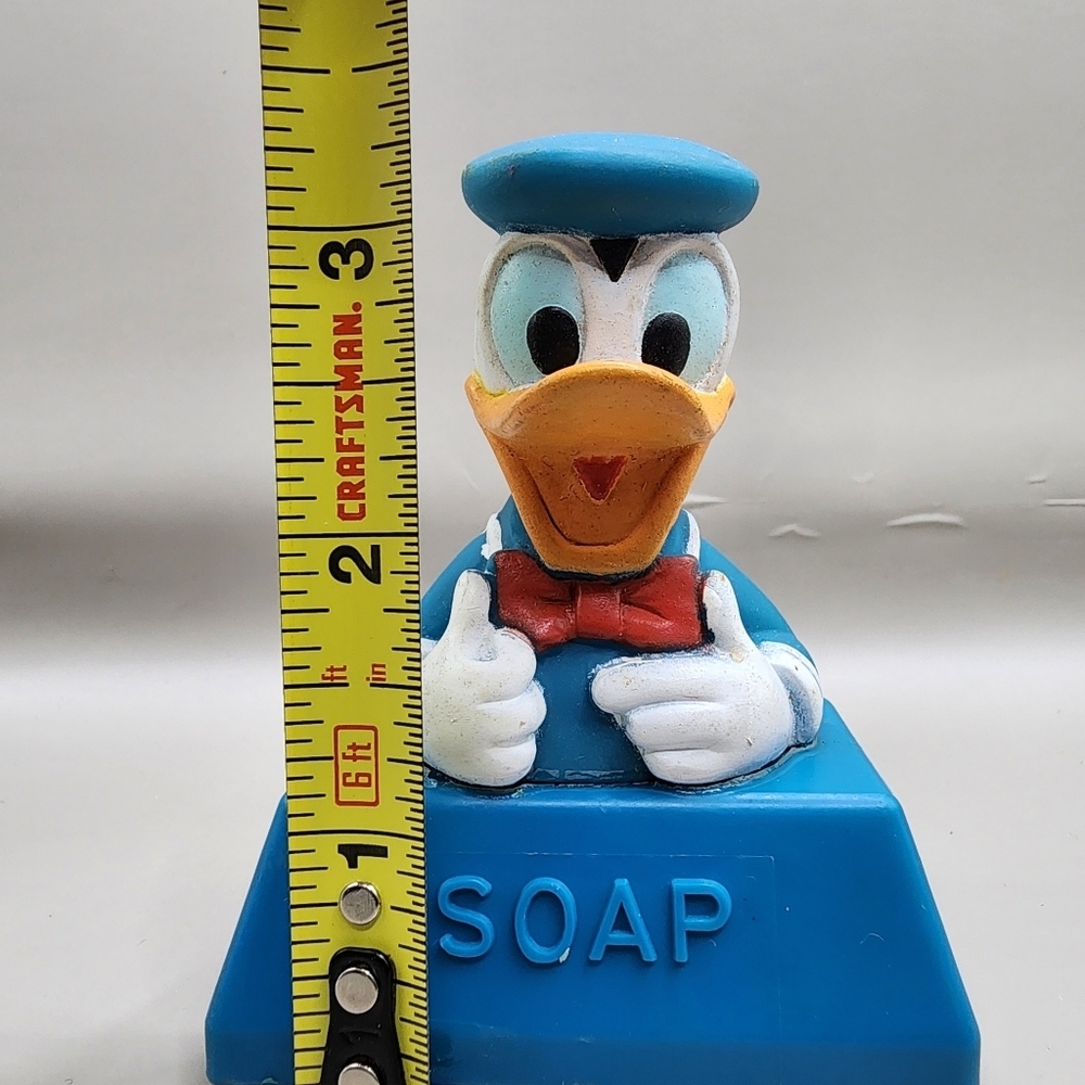 Donald Duck Soap Figure from Wash & Play Grooming Center Tub Toy Illco Vintage - Picture 2 of 5